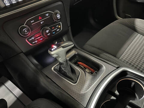 2017 Dodge Charger SXT