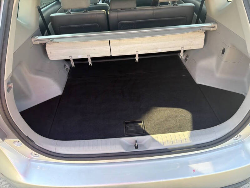 2016 Toyota Prius v