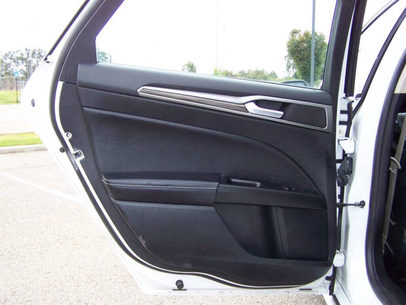 2018 Ford Fusion Hybrid SE