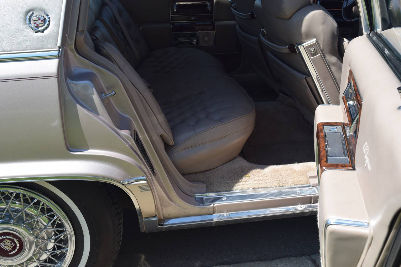 1991 Cadillac Brougham 144