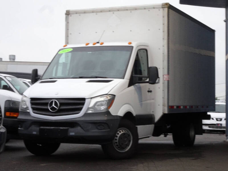 2014 Mercedes-Benz Sprinter Cab Chassis Base photo 6