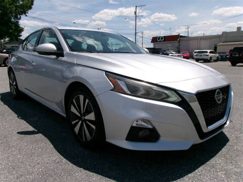 2019 Nissan Altima for sale at Cam Automotive LLC in Lancaster PA