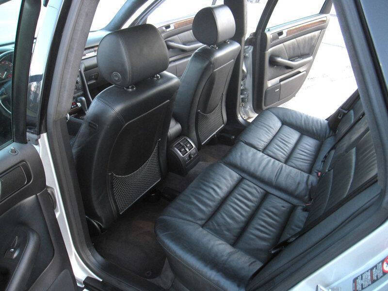 2003 Audi S6 Avant quattro