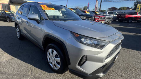 2019 Toyota RAV4 LE