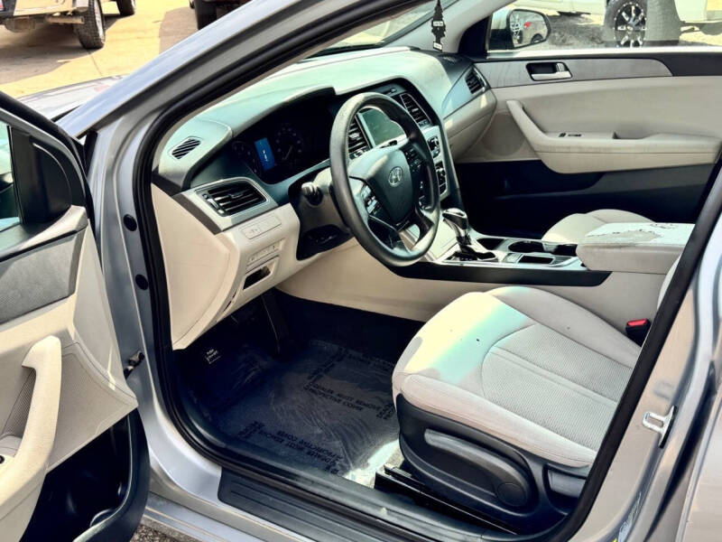 2016 Hyundai Sonata SE