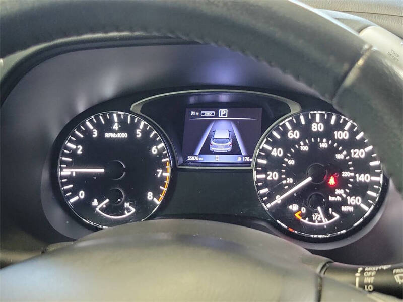 2018 Nissan Pathfinder SV