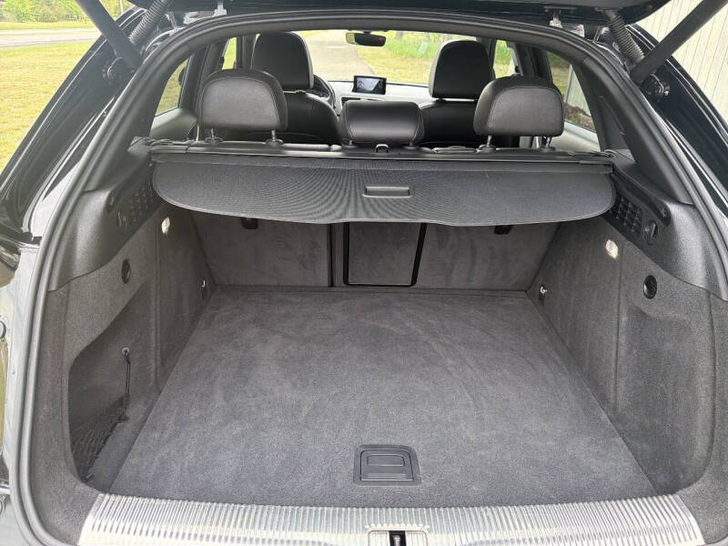 2017 Audi Q3 2.0T quattro Prestige