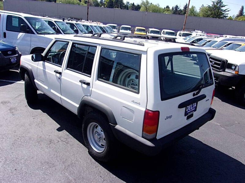 2000 Jeep Cherokee SE