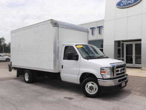 2022 Ford E-Series