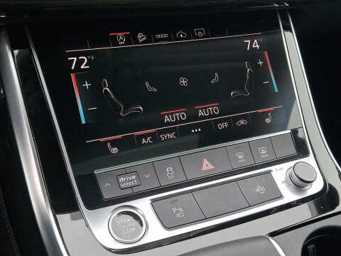 2023 Audi Q7 quattro Premium Plus 55 TFSI