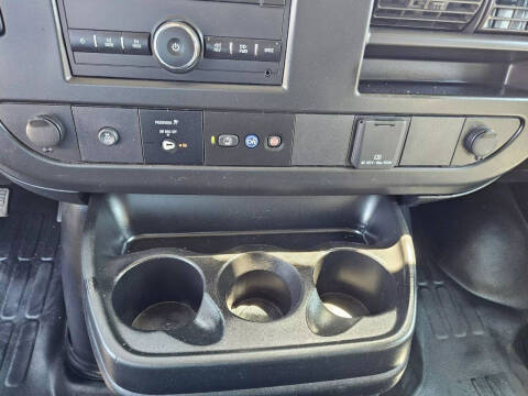 2022 Chevrolet Express 3500