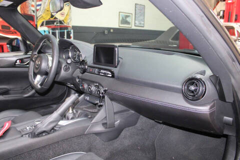 2021 Mazda MX-5 Miata RF Club