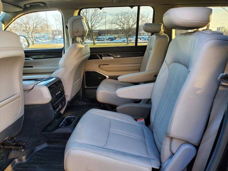 2022 Jeep Wagoneer Series III