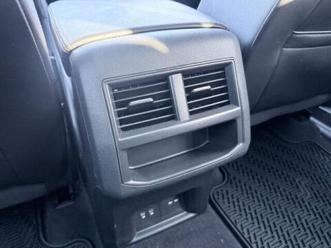 2021 Volkswagen Atlas Cross Sport V6 SE R-Line