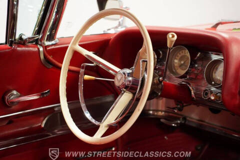 1960 Ford Thunderbird