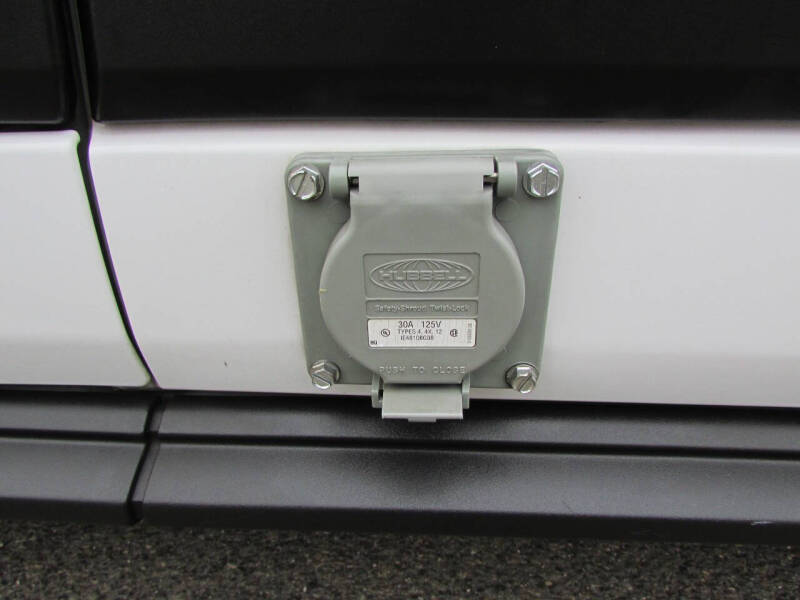 2023 Ford Transit 250