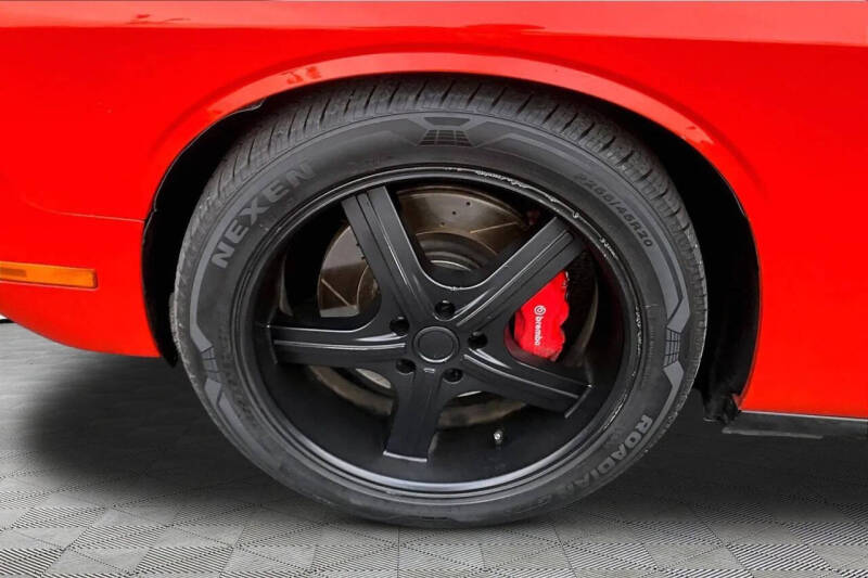 2009 Dodge Challenger SRT8