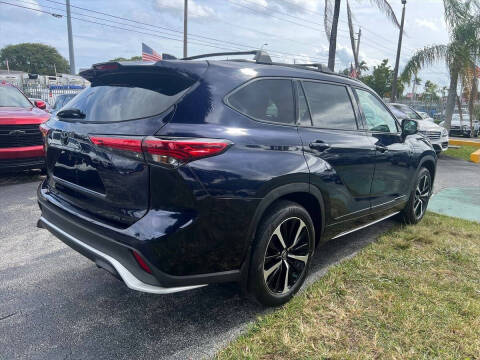 2022 Toyota Highlander XSE