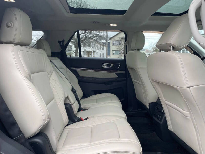 2019 Ford Explorer Platinum
