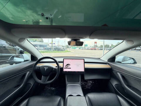 2021 Tesla Model 3 Standard Range Plus