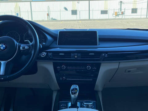 2015 BMW X5 xDrive50i