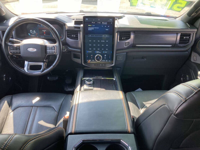 2022 Ford Expedition Platinum