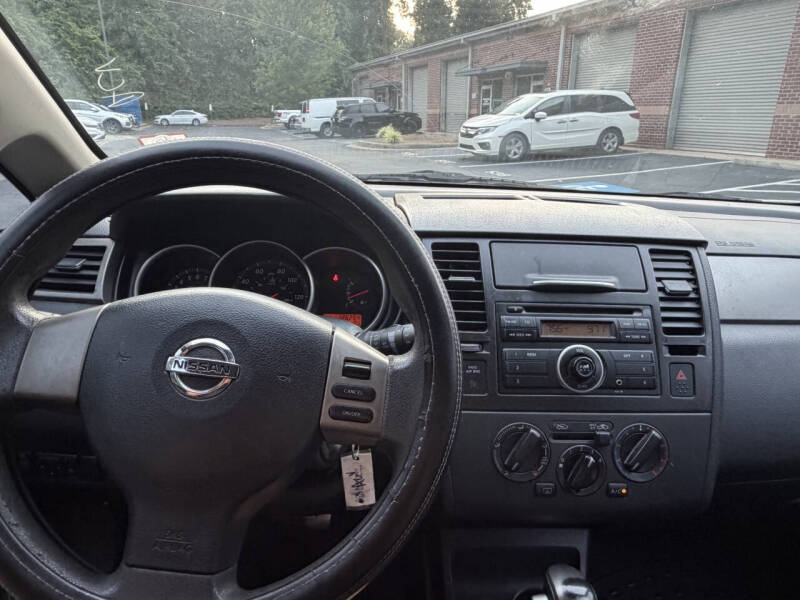 2011 Nissan Versa 1.8 S