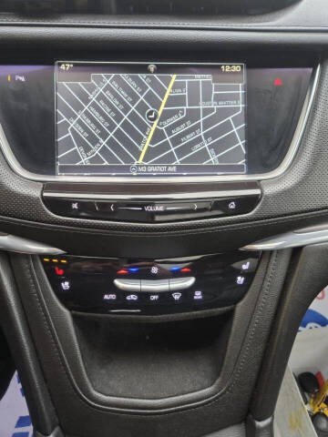 2017 Cadillac XT5 Premium Luxury