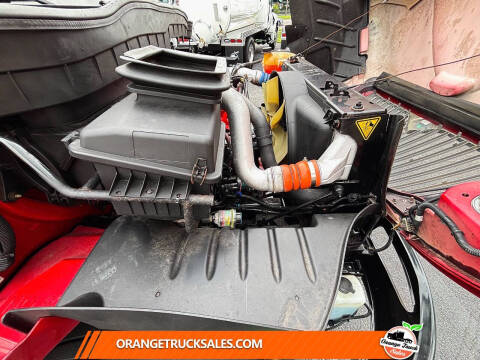 2019 International DuraStar 4300