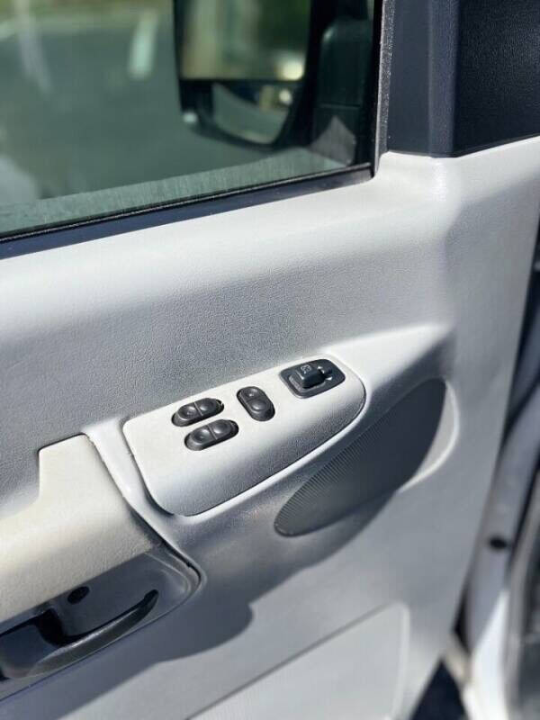 2008 Ford E-Series E-350 SD XLT