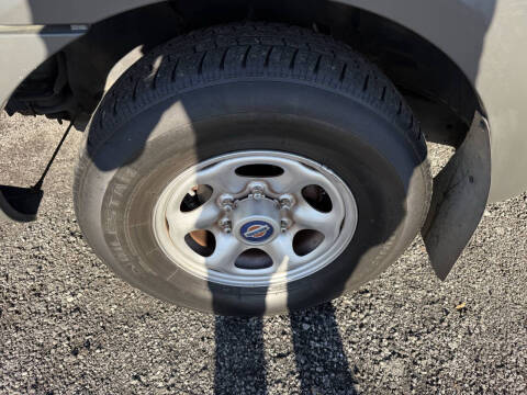 2004 Nissan Frontier XE