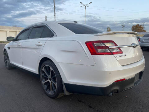 2014 Ford Taurus SHO