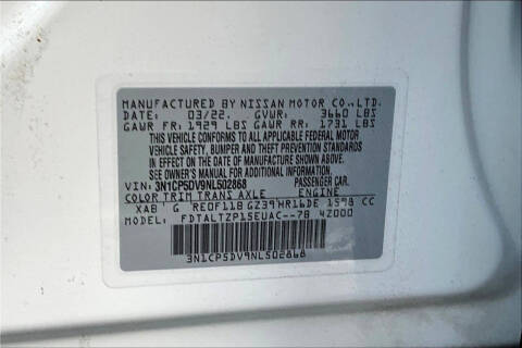 2022 Nissan Kicks SR