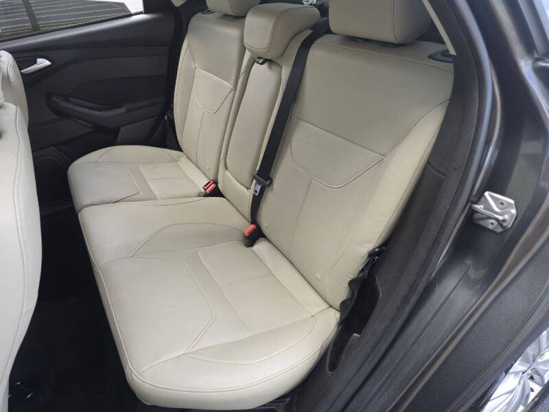 2017 Ford Focus Titanium