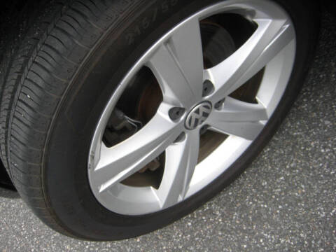 2015 Volkswagen Passat 1.8T Limited Edition