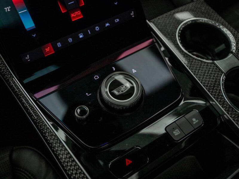 2025 Cadillac Escalade-V