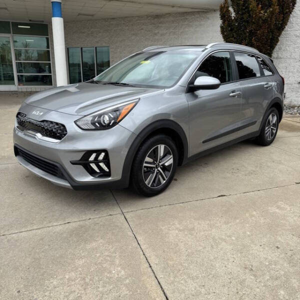 2022 Kia Niro LXS