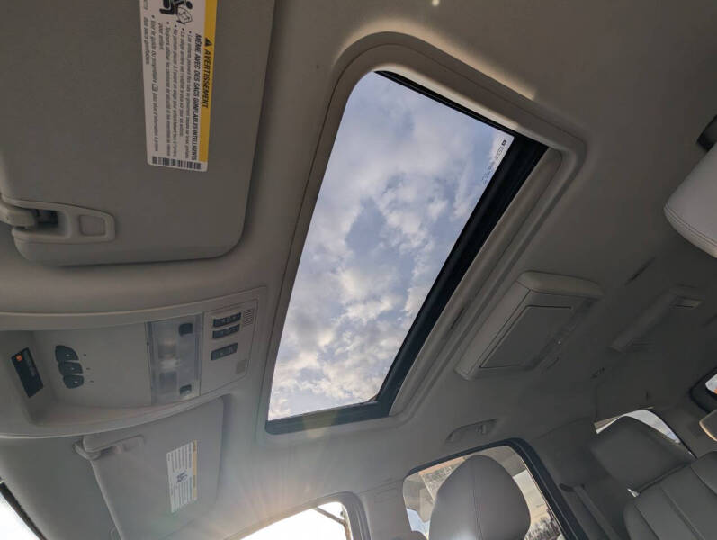 2012 GMC Yukon XL SLT