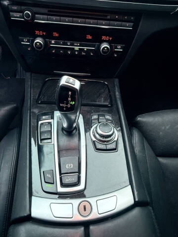 2012 BMW 7 Series 750Li