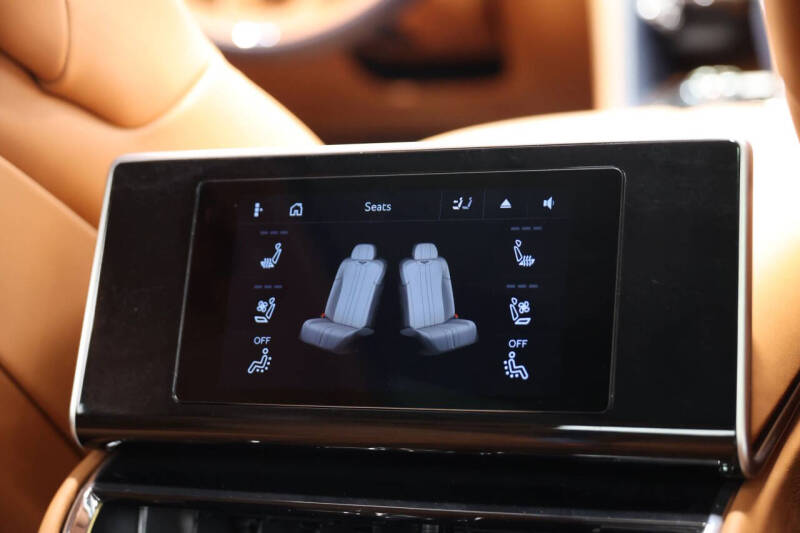 2022 Bentley Flying Spur V8