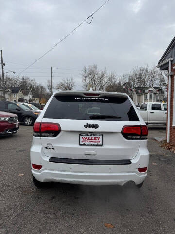 2017 Jeep Grand Cherokee Altitude