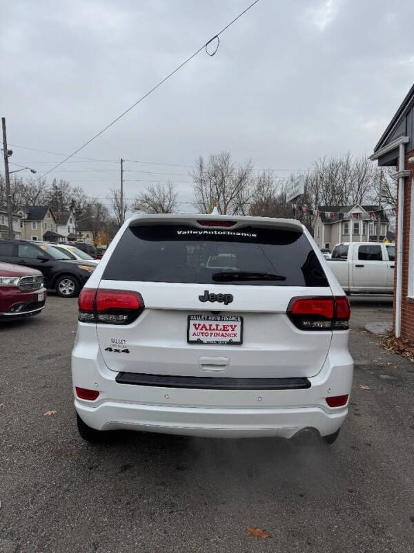 2017 Jeep Grand Cherokee Altitude