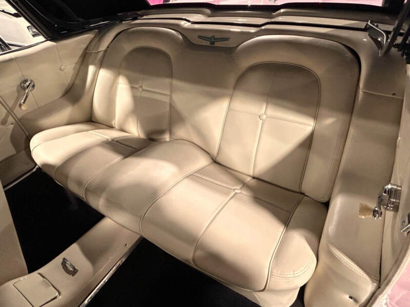 1960 Ford Thunderbird