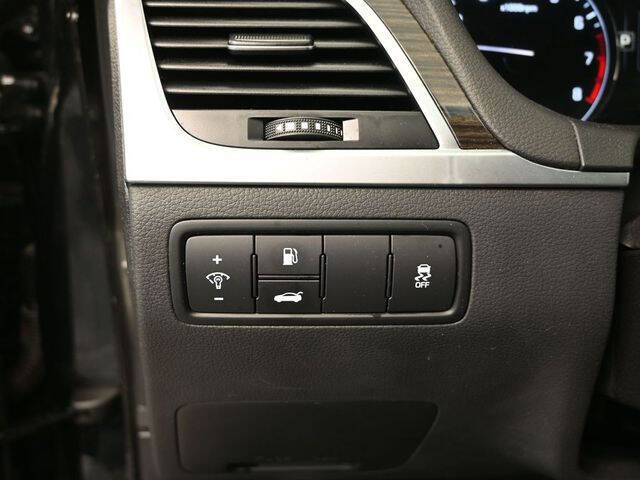 2015 Hyundai Genesis