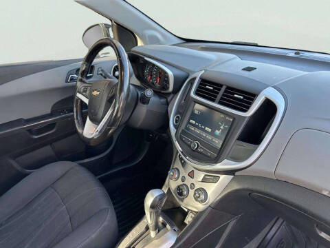 2017 Chevrolet Sonic LT Auto