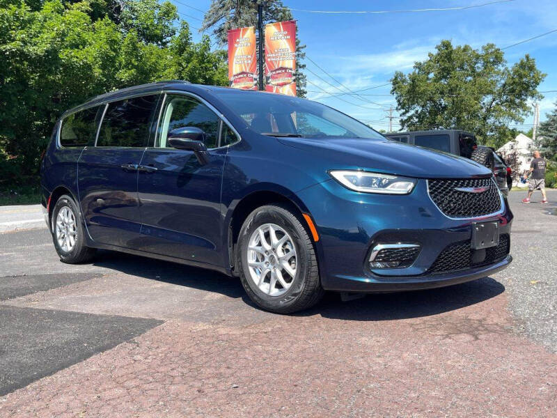 2022 Chrysler Pacifica Touring L
