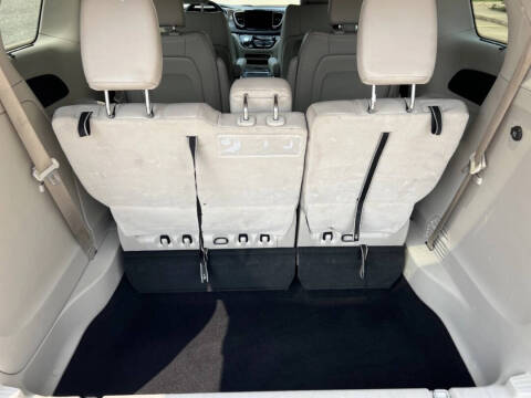 2021 Chrysler Pacifica Touring L