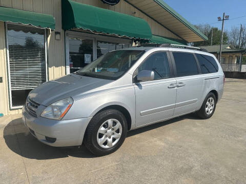 2008 Kia Sedona for sale at Phoenix Pre-owned Motors in Lexington NC