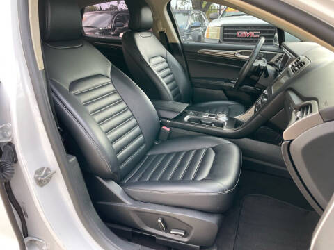 2019 Ford Fusion SEL