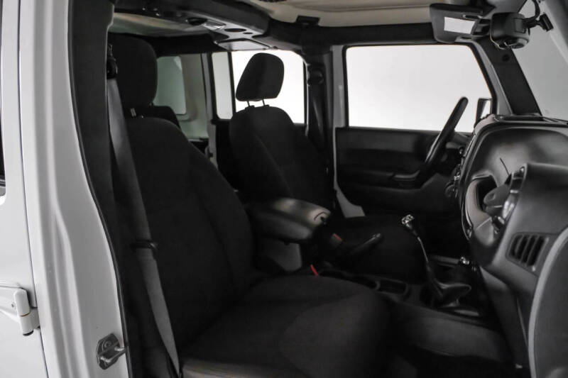 2017 Jeep Wrangler Unlimited Smoky Mountain